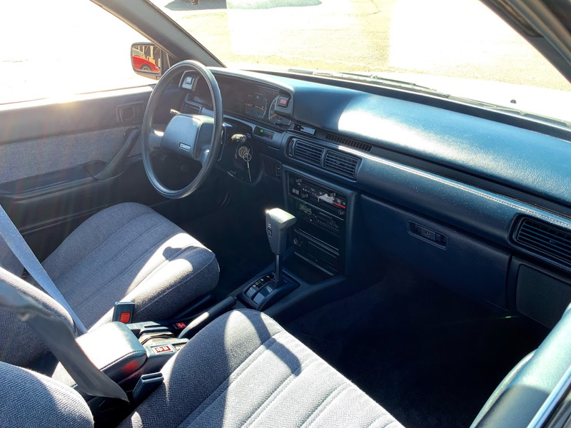 Illustration for article titled I Don’t Know How This 1987 Toyota Camry Only Has 39,000 Miles, but You Should Buy It